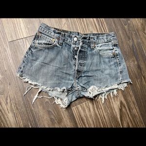 High waisted levis shorts